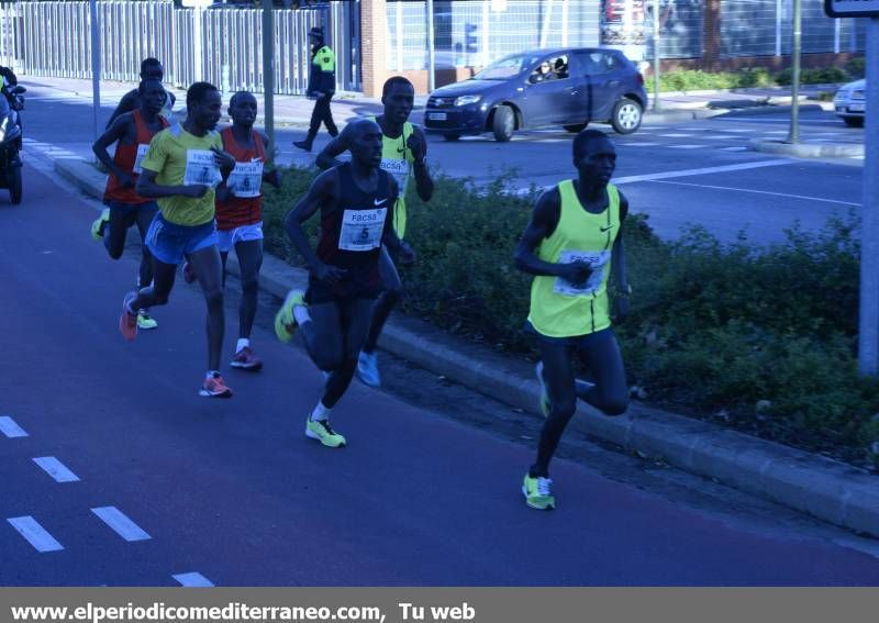 GALERÍA DE FOTOS -- Maratón paso por UJI 9.25-9.30