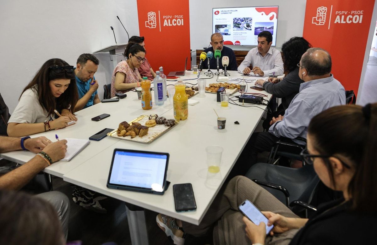 La rueda de prensa del PSOE para hacer balance del primer año de mandato