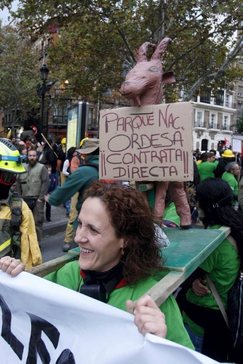 Fotogalería de la marcha de los bomberos forestales