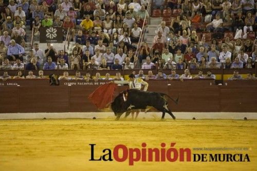 Segunda corrida de Feria: Enrique Ponce, Manzanares y Cayetano