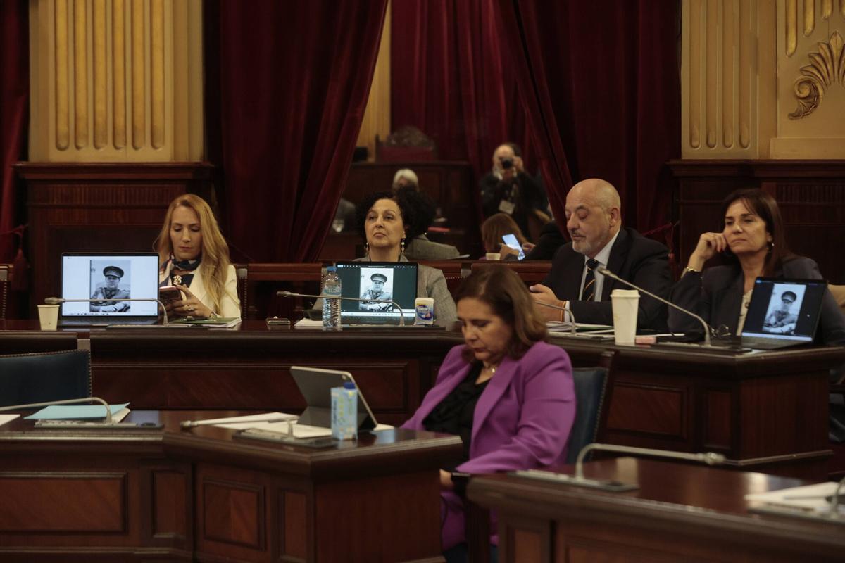 Pleno del Parlament: PP y Vox derogan la Ley de Memoria Democrática de Baleares Pleno del Parlament: PP y Vox derogan la Ley de Memoria Democrática de Baleares
