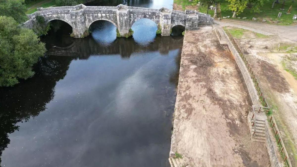 O Concello de Zas consolidará a calzada romana de Brandomil.