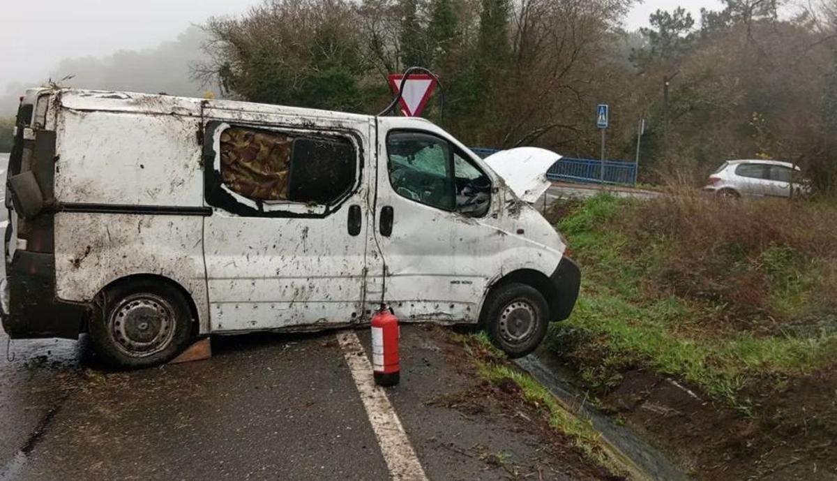 La furgoneta accidentada. | |