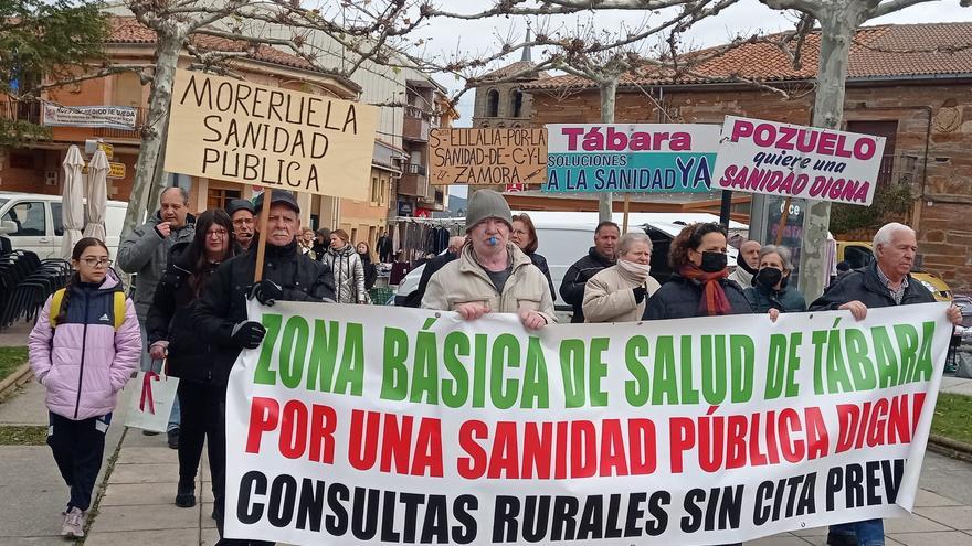 Los manifestantes por la Sanidad rural regresan a Sayago y Tábara a pesar del frío