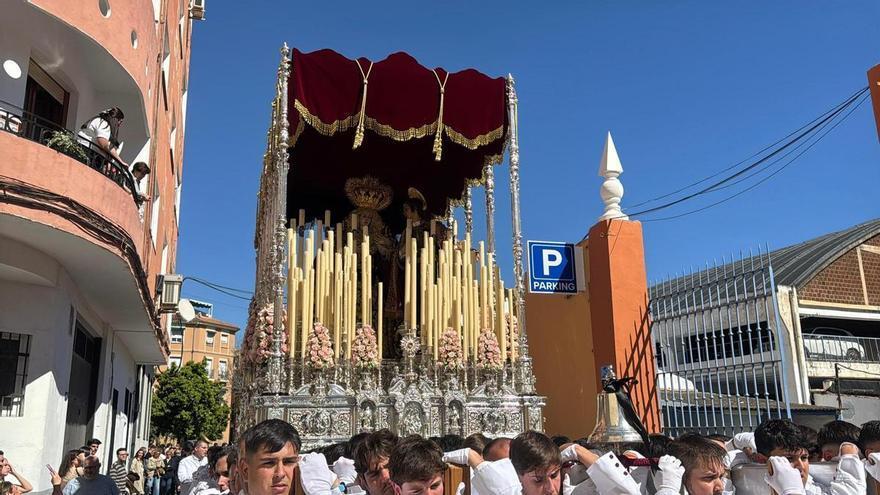 La Salutación se recrea en el entorno a su medida con un marcado estilo propio