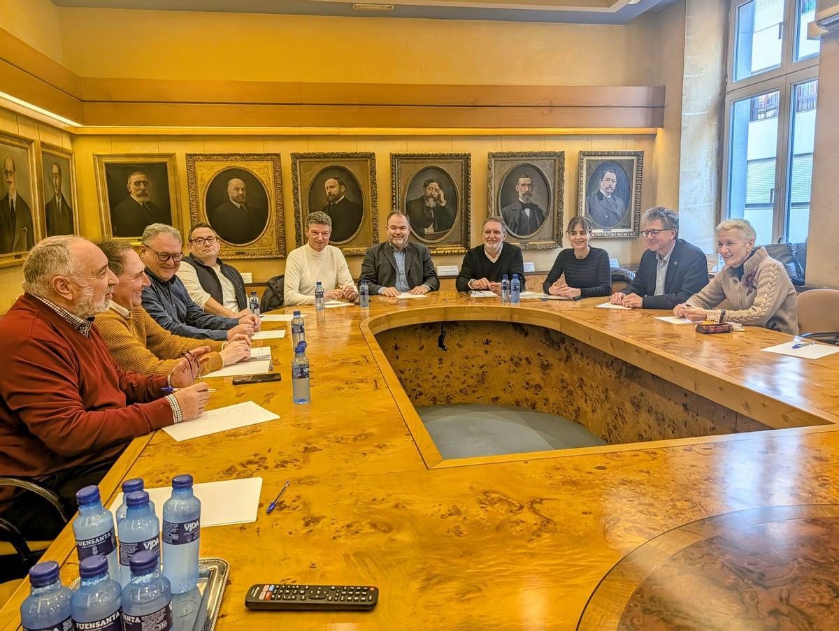 Los integrantes del jurado.