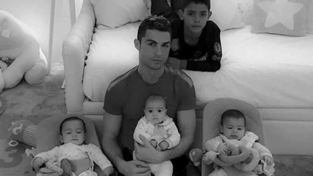 Cristiano Ronaldo, junto a sus hijos