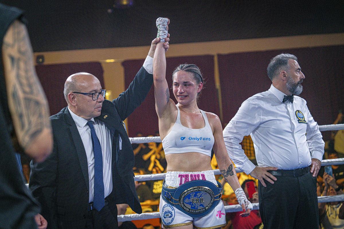 Tania Álvarez gana el campeonato europeo de boxeo en la categoría de peso super gallo.