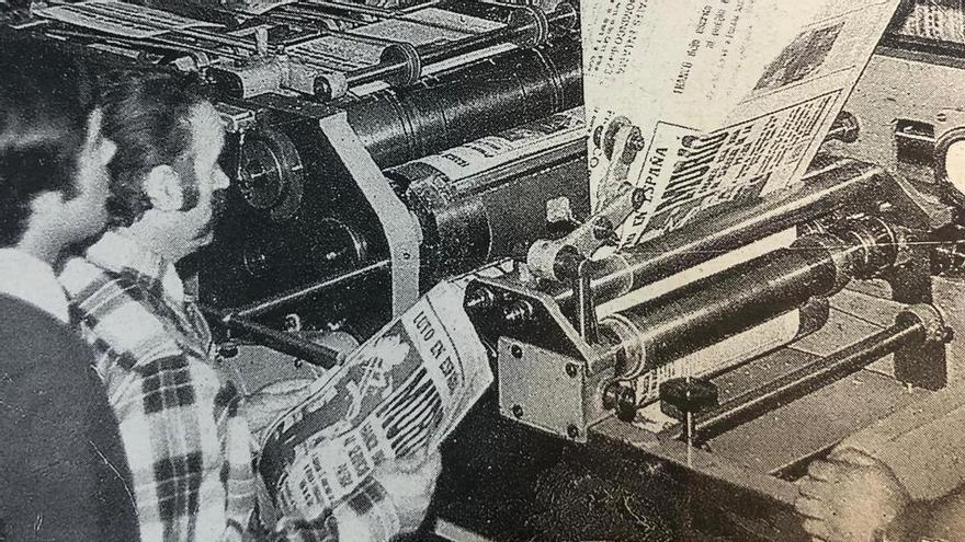 La portada de El Periódico Extremadura con la muerte de Franco.