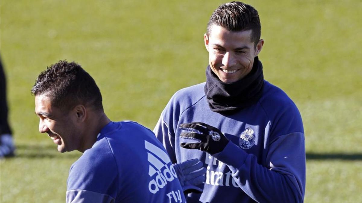 Cristiano, sonriente en el entrenamiento del Madrid