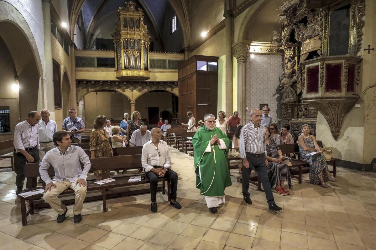 Im Inneren der Kirche von Sant Jeroni in Palma. Aufnahme von 2022