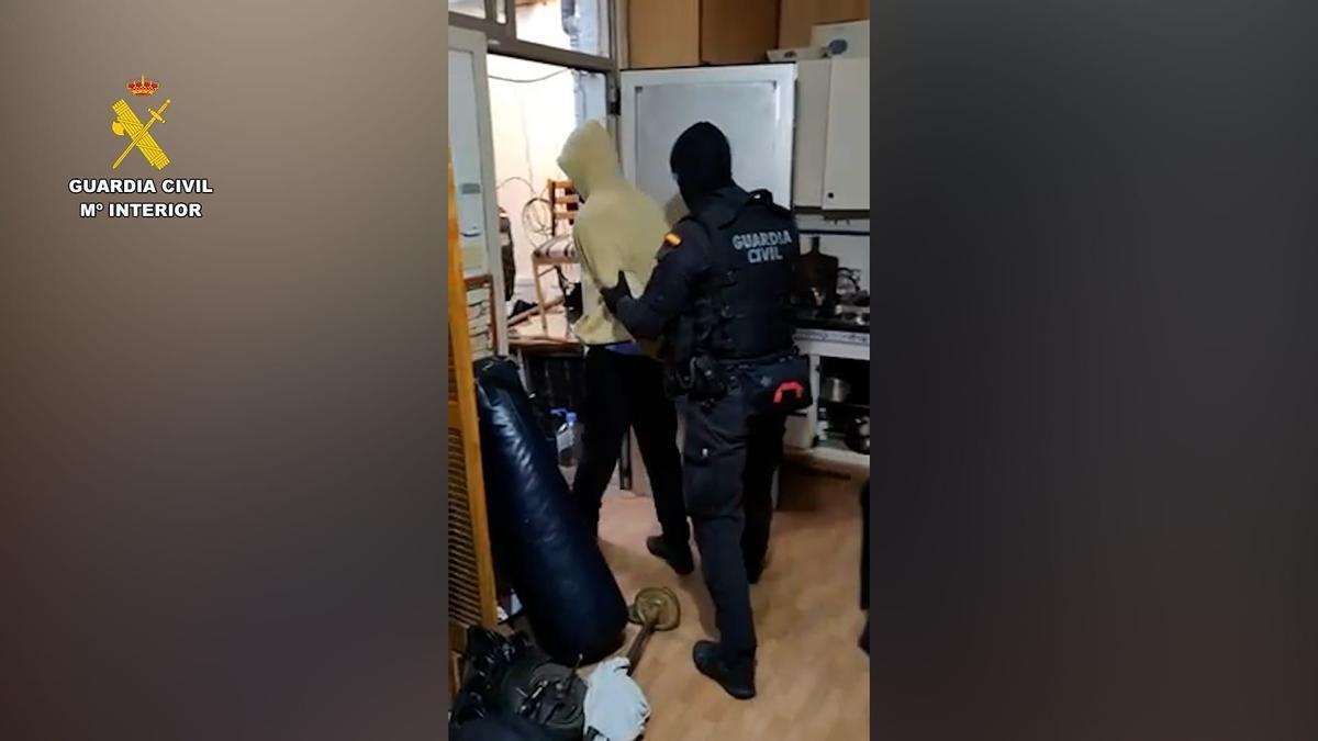 Detenidos en Tenerife por secuestrar, lesionar y robar a un hombre