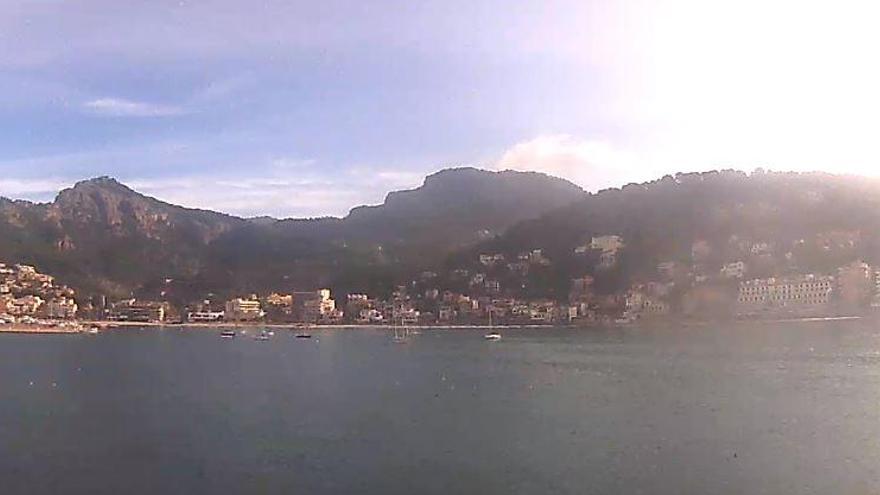 Sonne satt in Port de Sóller am Samstagmorgen (1.12.).