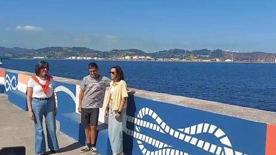 VÍDEO: La punta de Liquerique, en Gijón, ya presume del mural "Xixón ye Marineru" en toda su extensión