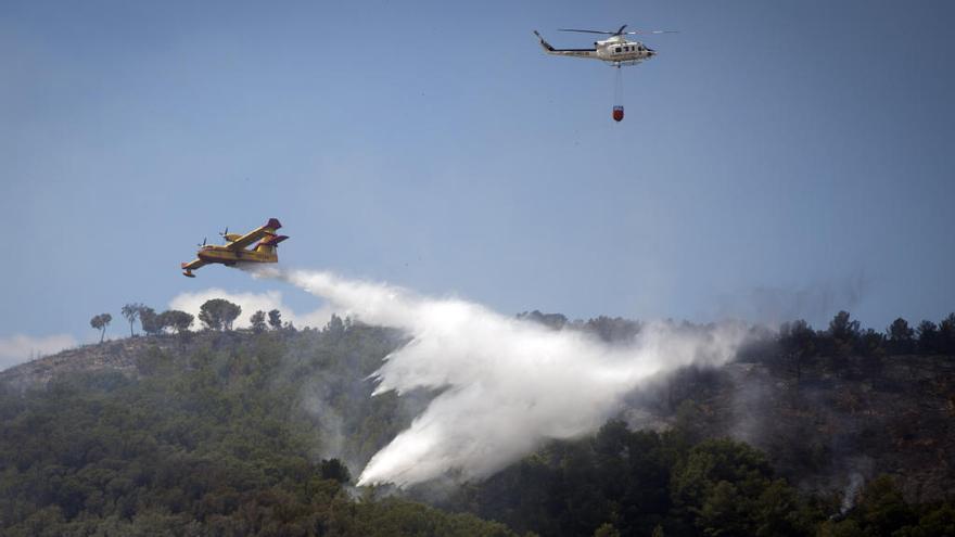 Aviones de la Generalitat sobrevuelan hoy la Comunitat para prevenir incendios