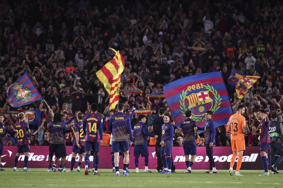 Players of FC Barcelona celebrates the victory during the Spanish league, LaLiga EA Sports, football match played between FC Barcelona and RCD Espanyol at Spotify Camp Nou stadium on April 11, 2026 in Barcelona, Spain. AFP7 11/04/2026 ONLY FOR USE IN SPAIN
