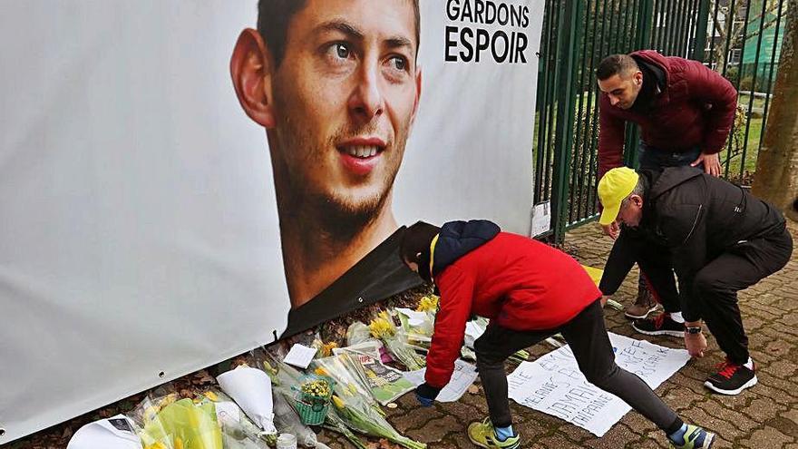 Las autoridades británicas cancelan la búsqueda de Emiliano Sala