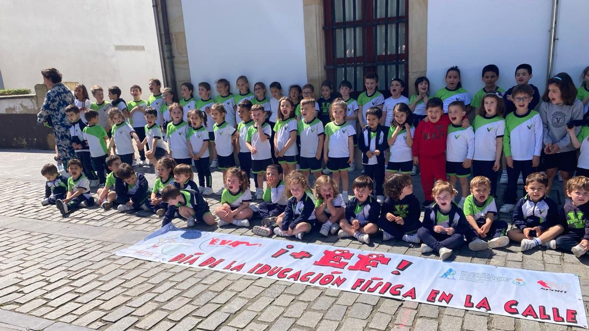 Alumnos del colegio San Rafael durante la actividad