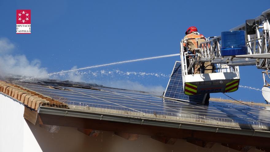 Incendio en una vivienda de la Vall d'Uixó