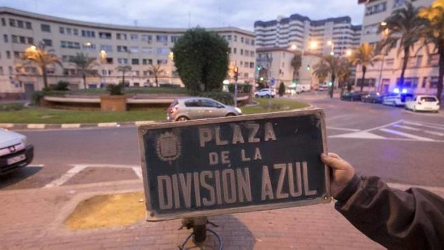 La denominación de la todavía plaza de la División Azul sigue generando polémica: de Igualdad a María Bernabéu o Camarón de la Isla.