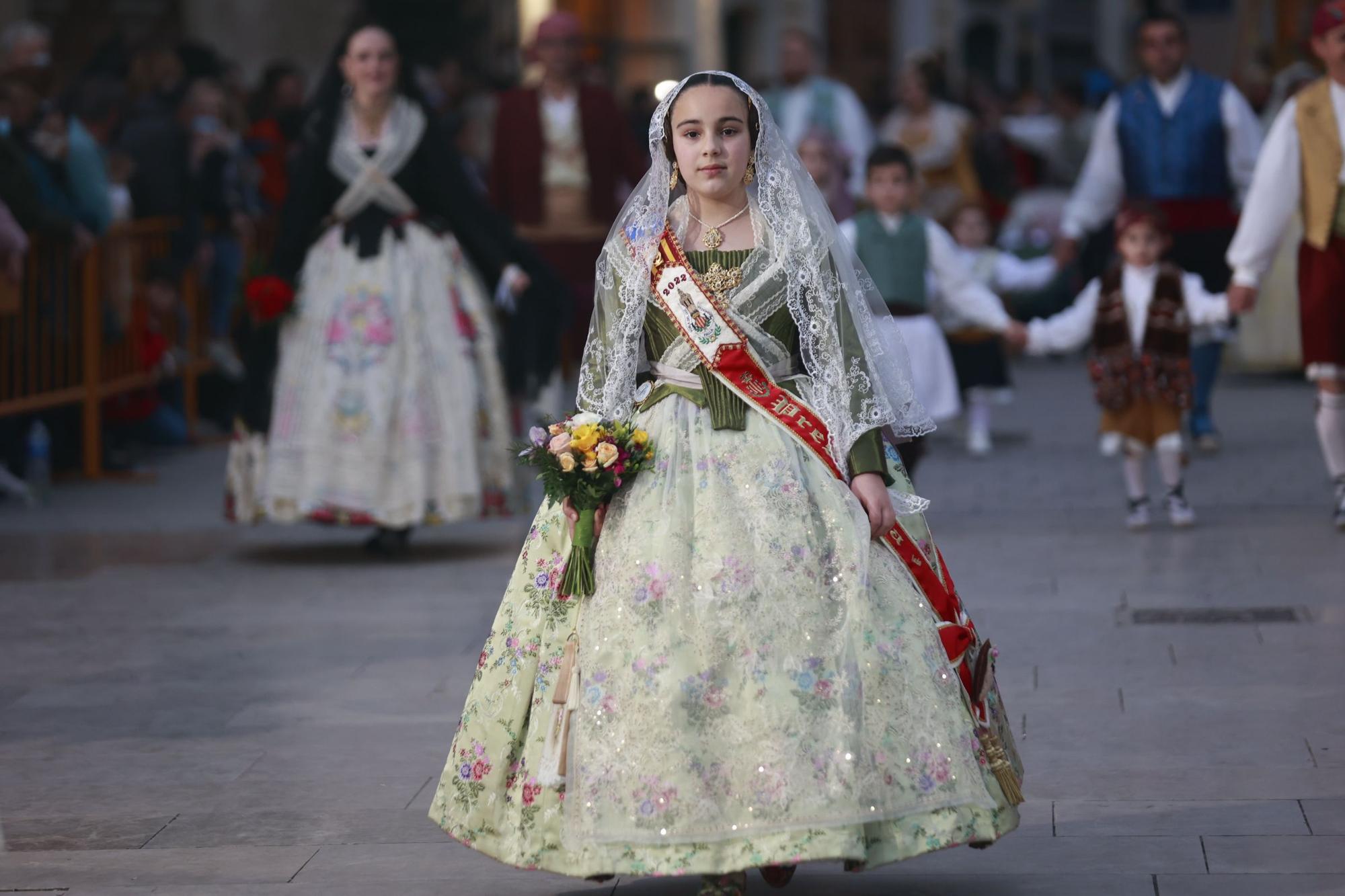 Búscate en el segundo día de ofrenda por la calle Quart (entre las 19:00 a las 20:00 horas)