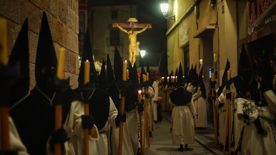 GALERÍA | Procesión de Nuestra Madre de las Angustias
