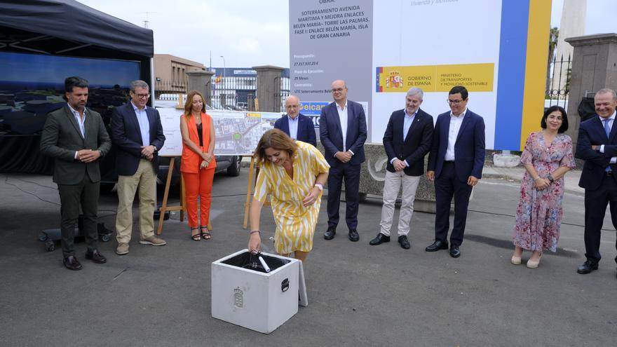 Colocación de la primera piedra de las obras para el soterramiento de la rotonda de Belén María