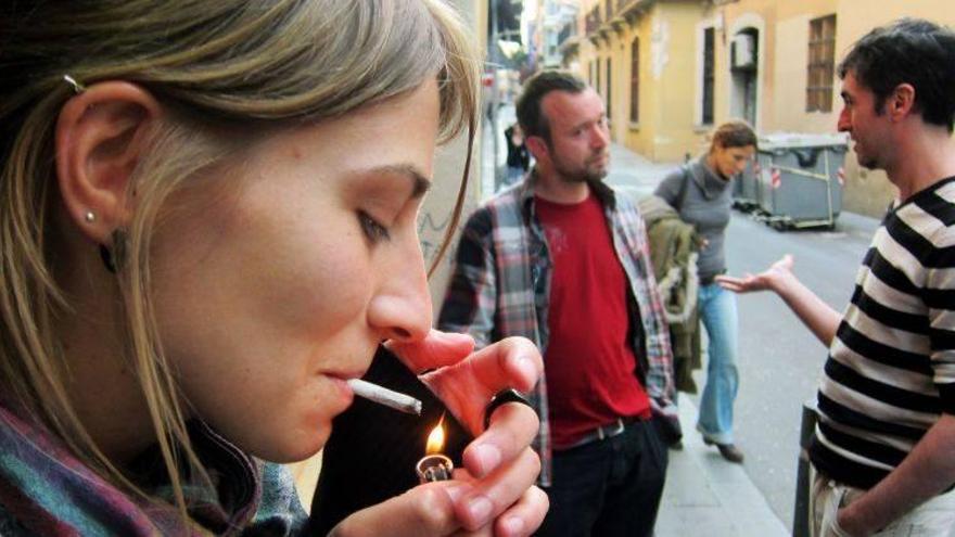 La venta de tabaco cae un 50% en Aragón en 9 años