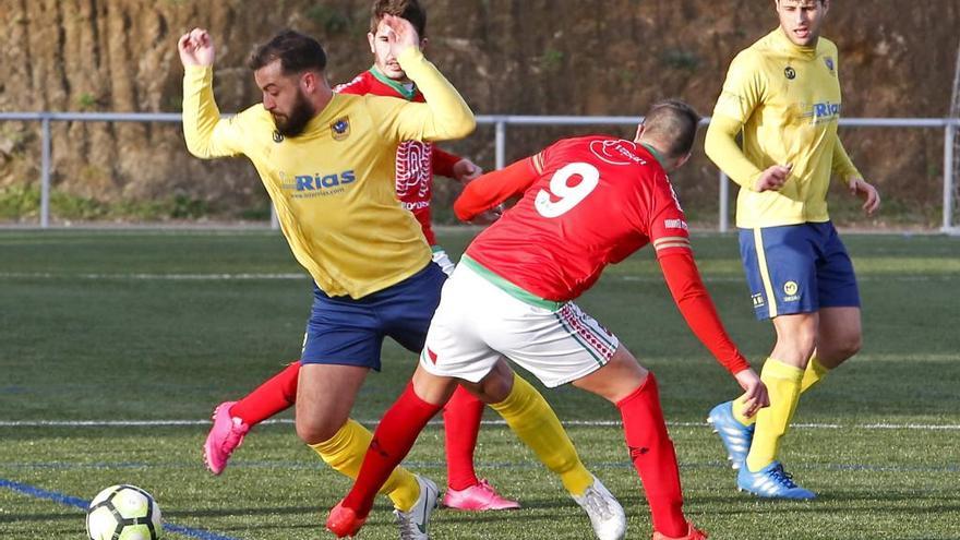 Imagen del partido que enfrentó al Estradense y al Sanxenxo y que terminó con empate sin goles.