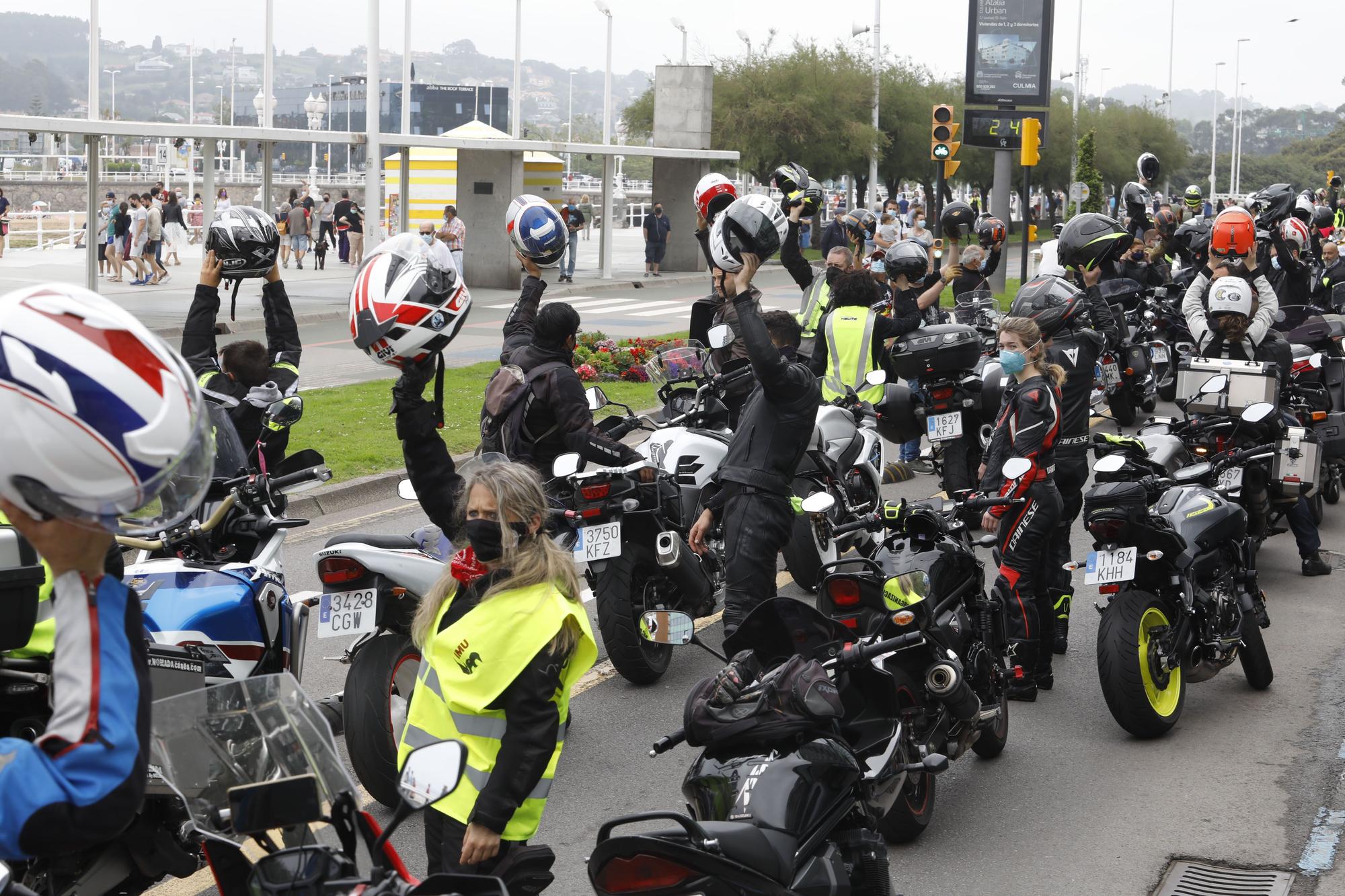 Concentración motos en Gijón