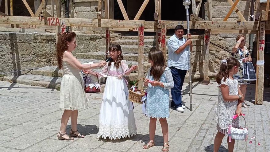 GALERÍA | Procesión del Sagrado Corazón en Fermoselle