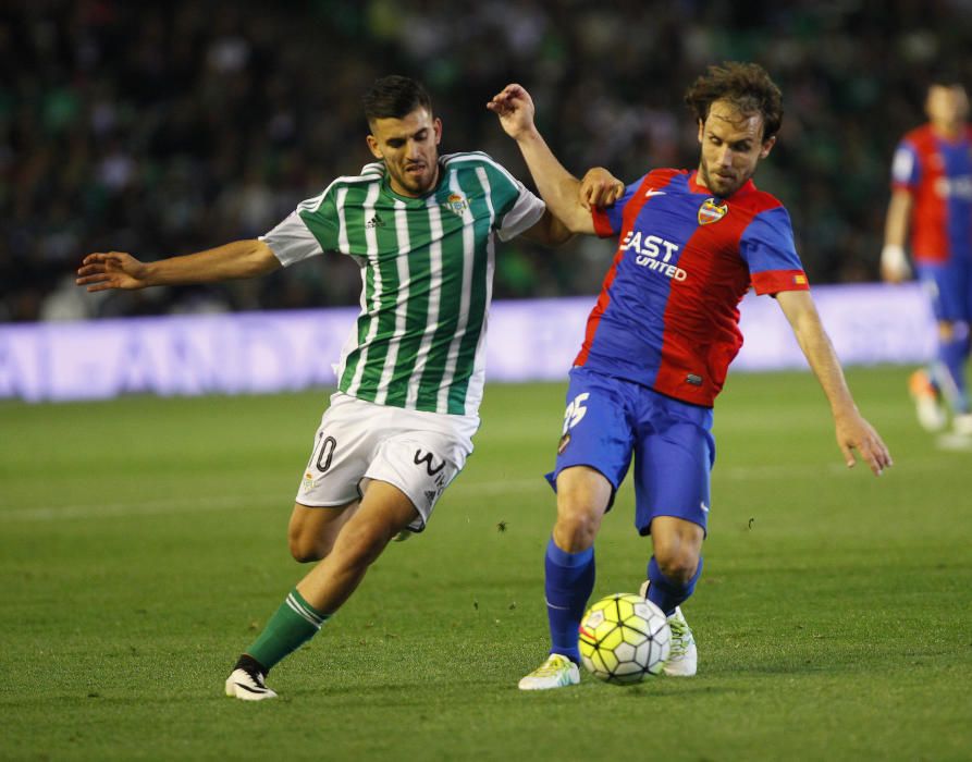 El Levante, al borde del descenso tras el varapalo en Sevilla