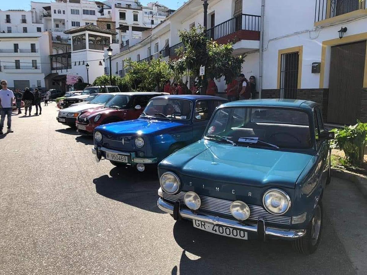 Quedada de coches clásicos en Guaro 2021