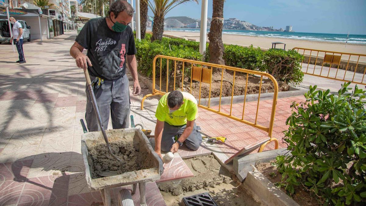 Obras de reestructuración del paseo marítimo.