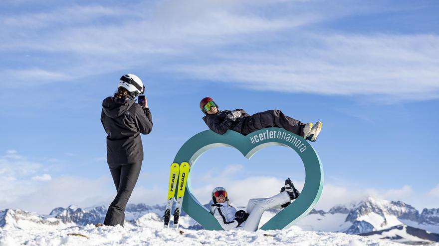 Aramón, la nieve que marida el ocio y el deporte