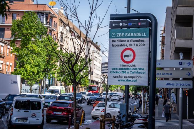 Una excepción legal evita multas por ZBE a miles de residentes del área de Barcelona al menos hasta 2029