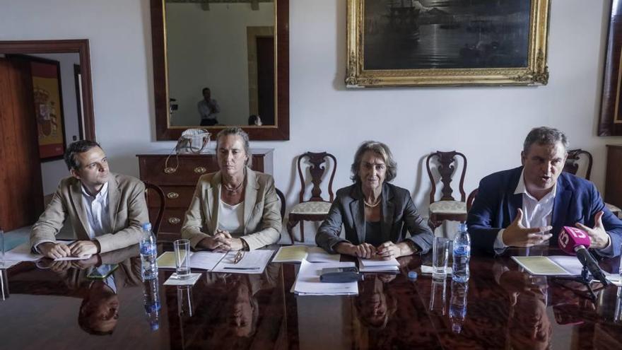 Ll. Carrió, M. Conrado, P. Martín-Laborda y A. Guibert.