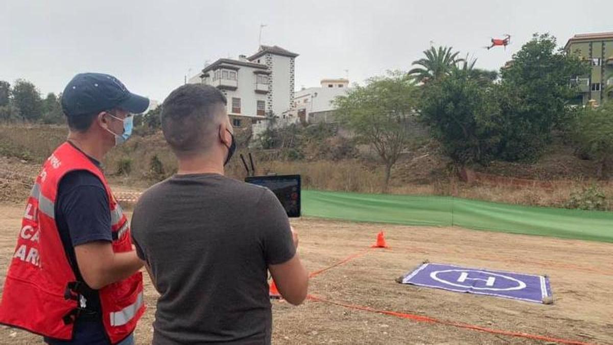 Prácticas de manejo de drones en La Guancha