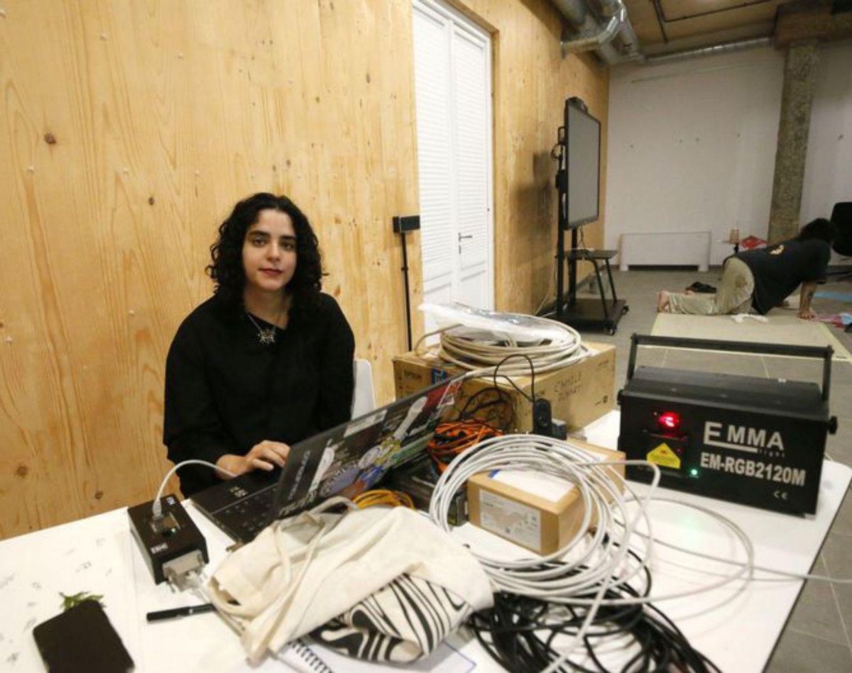 Camile Duhart prepara un ‘videomapping’. | | A.G.