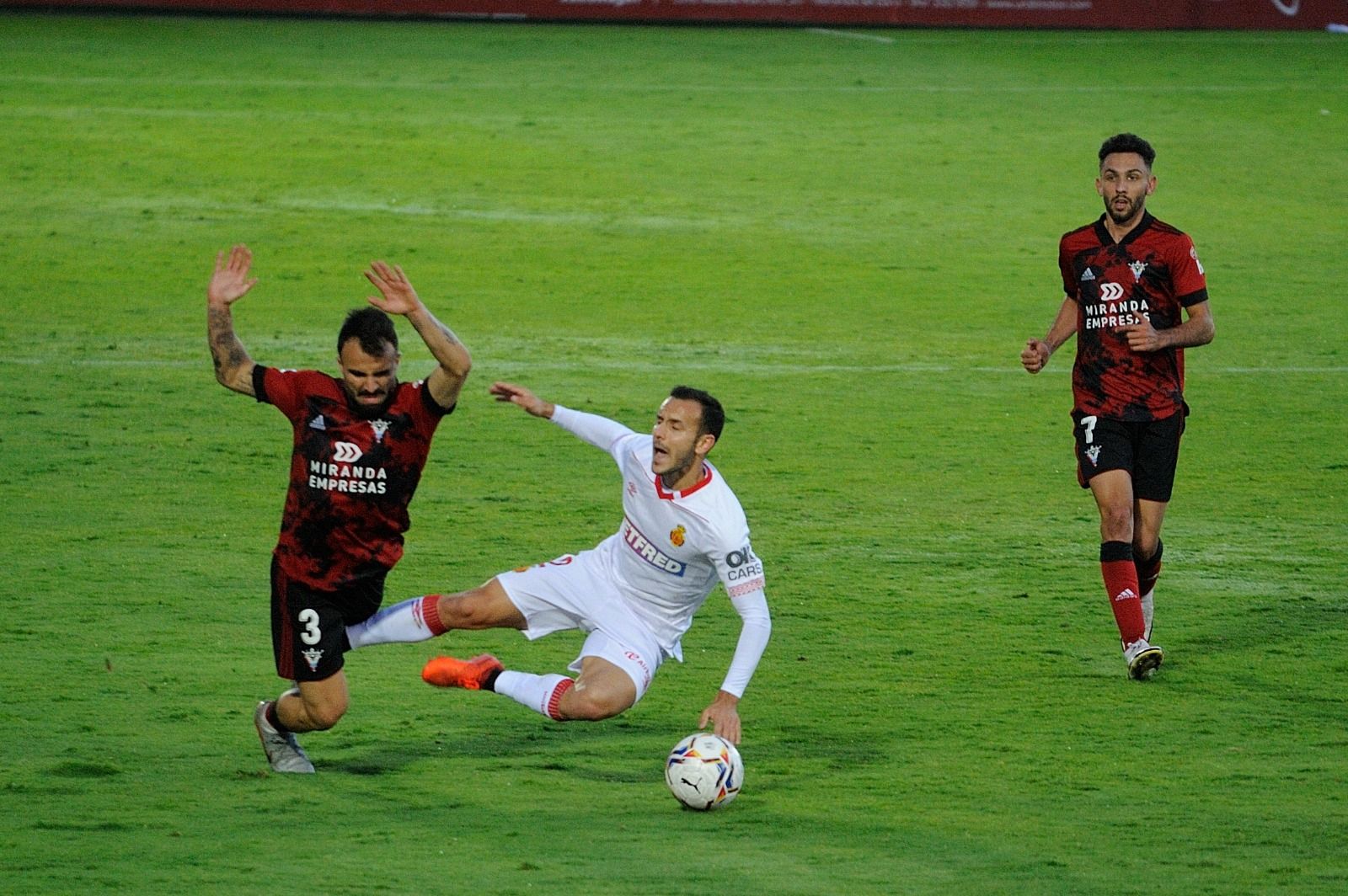 Mirandés-Mallorca: Los bermellones dan por bueno el empate