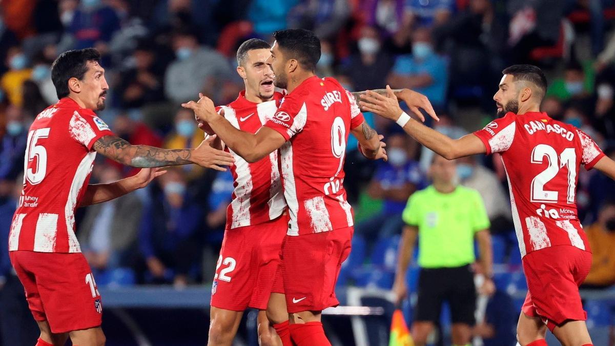 Los jugadores colchoneros celebran un gol ante el Getafe en la jornada 5