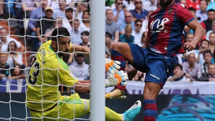 El Real Madrid cede otro empate en el Bernabéu (1-1)