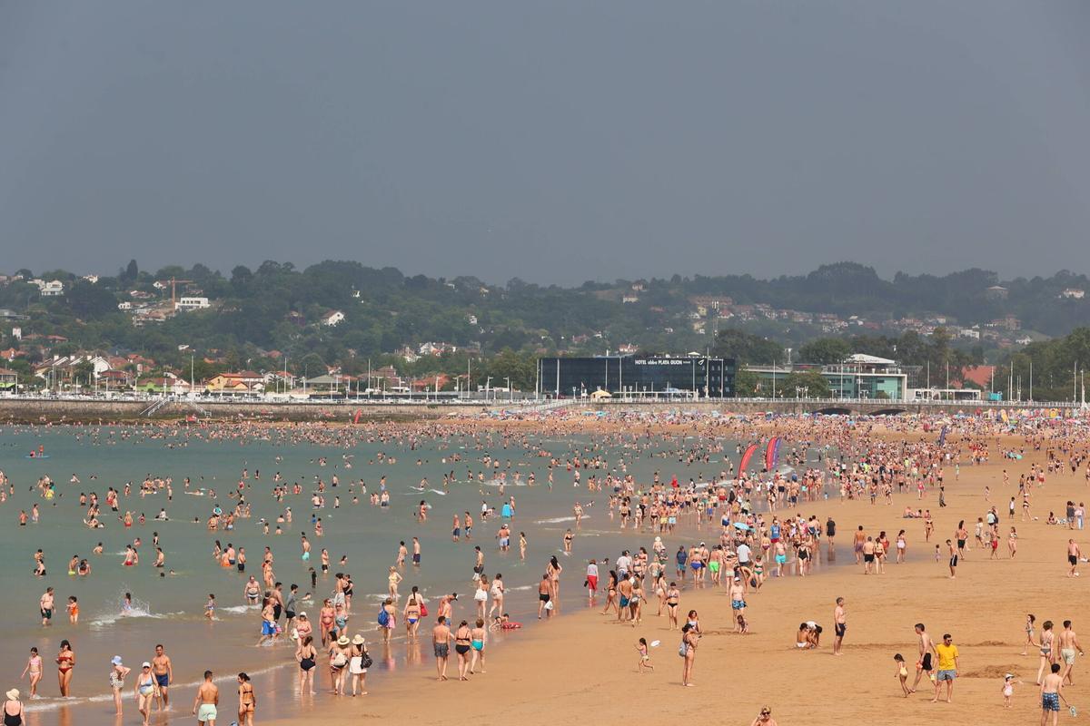 Alerta por calor extremo y tormentas en España