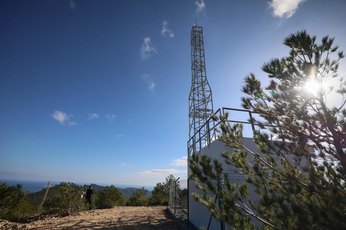 Una nueva antena para ‘iluminar’ las telecomunicaciones en sa Cala y Sant Joan Una nueva antena para ‘iluminar’ las telecomunicaciones en sa Cala y Sant Joan