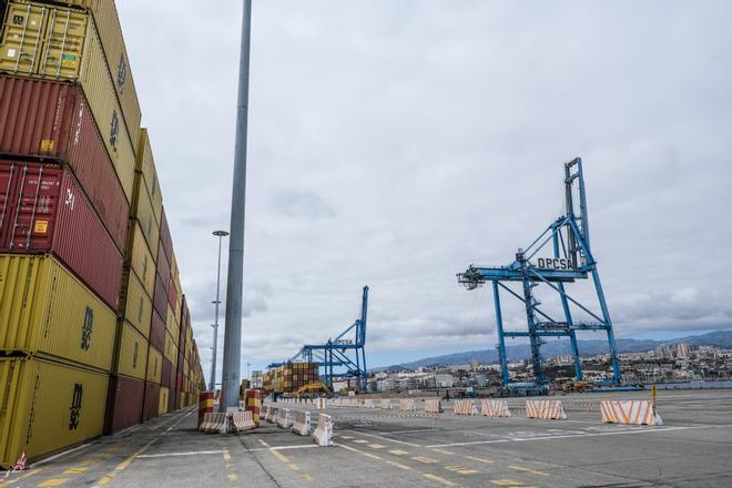 Desmontaje Grúa OPCSA en Puerto de Las Palmas