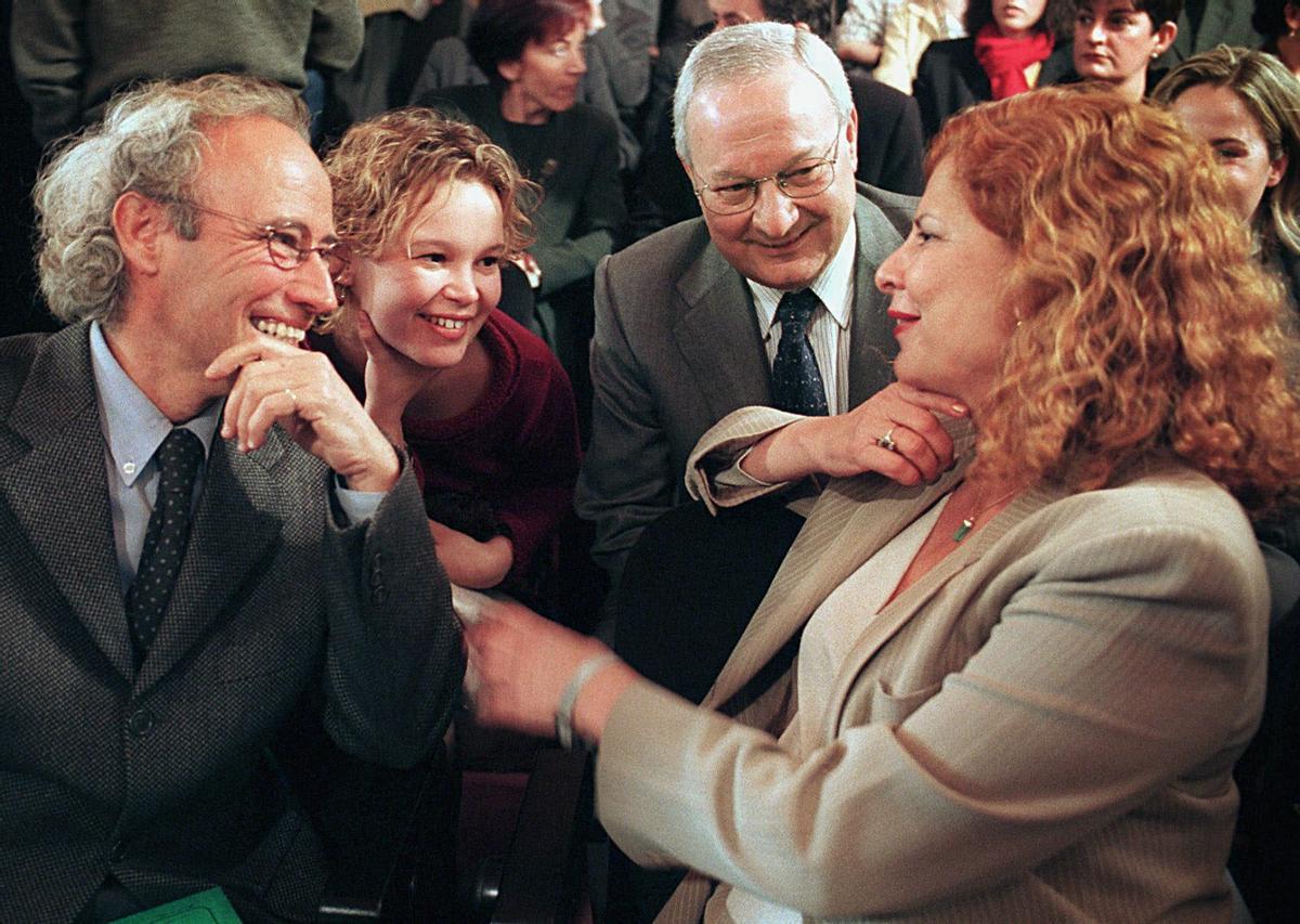 Ciprià Císcar, Leire Pajín, Pérez Casado y Carmen Alborch. Ciprià Císcar, Leire Pajín, Pérez Casado y Carmen Alborch.