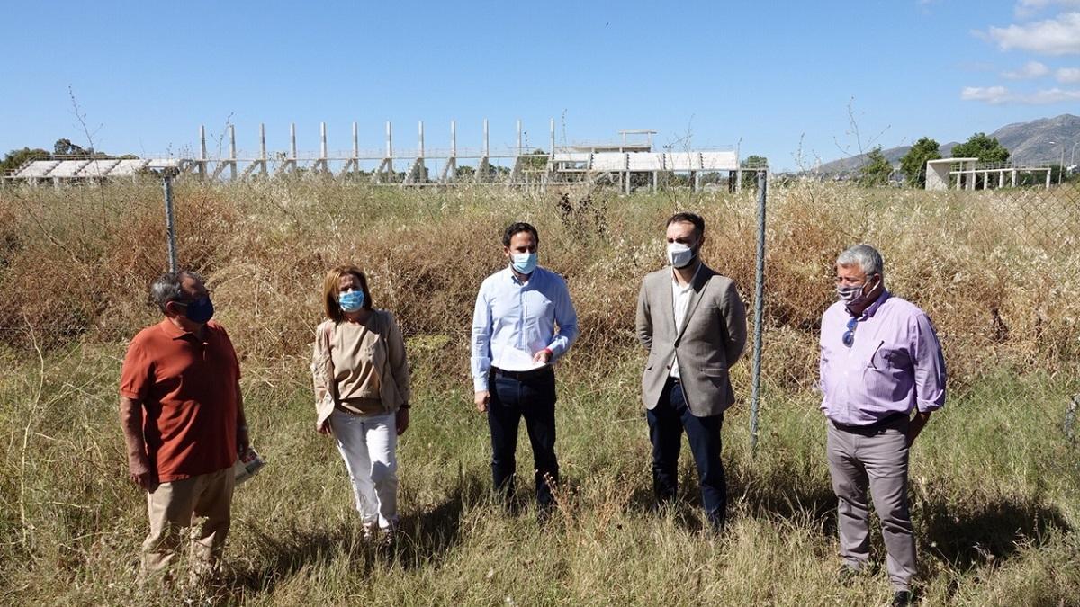 Imagen de la rueda de prensa ofrecida hoy por Daniel Pérez y sus concejales.