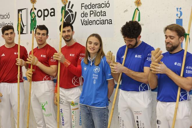 Homenatge a Carmen Jiménez al XV Trofeu Magdalena de Pilota Valenciana