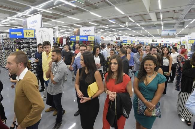 Inauguración oficial de Decathlon en Tamaraceite