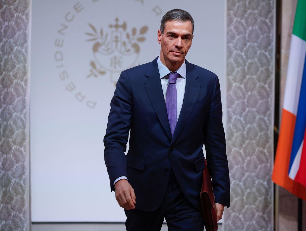 Sánchez converteix el cicle electoral del 2026 en un plebiscit intern